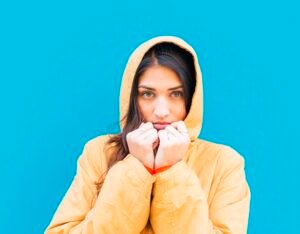 5 Conditions That Are the Reason Why Your Body Always Feels Cold