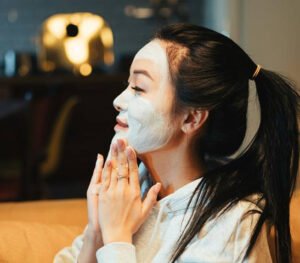 5 Skin Care Ingredients to Avoid During Pregnancy