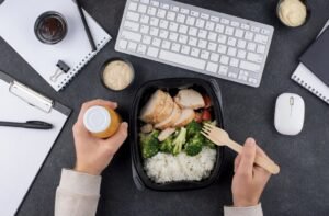 Instead of Sleeping, These Are Beneficial Activities to Do After Eating