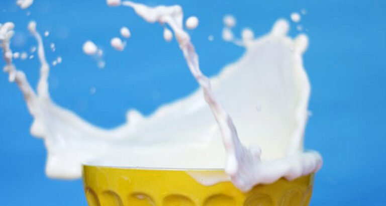 Cow’s Milk Intolerance in Children and Babies: Symptoms and Diagnosis