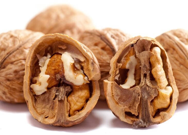Insomnia? Nuts To Help You Fall Asleep